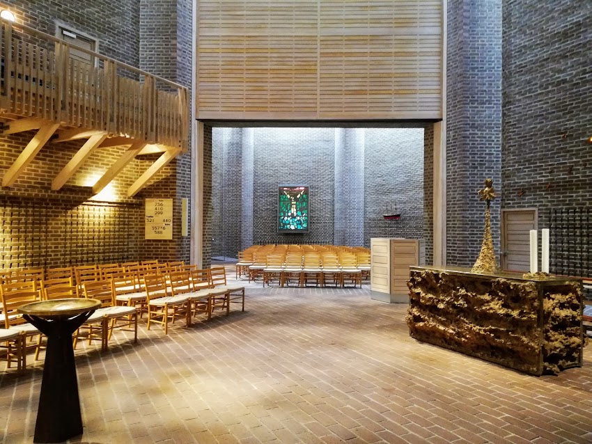 Gl. Holte Kirke