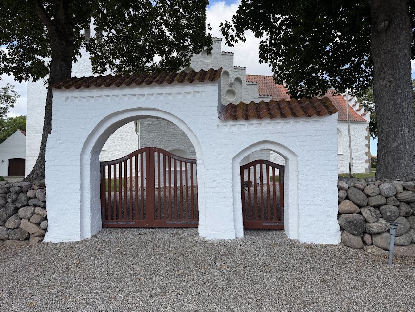 Hyllested Kirke